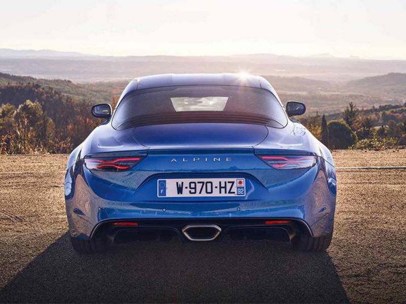 Alpine A110 سيارة تفوق التوقعات... تعرف إلى مزاياها